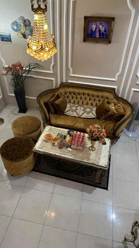 dijual rumah cluster valeria metland