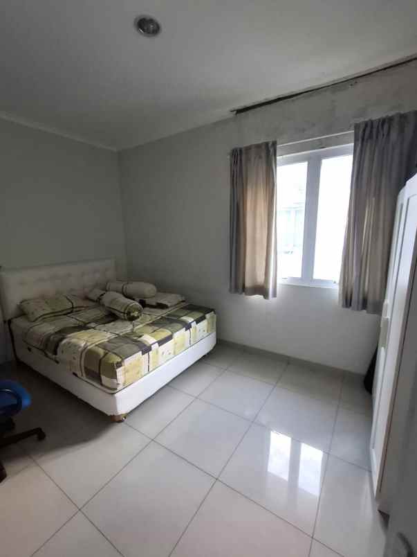 dijual rumah cluster vernonia