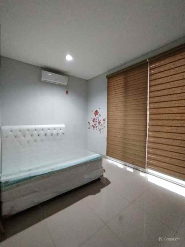 dijual rumah cluster yarra jgc