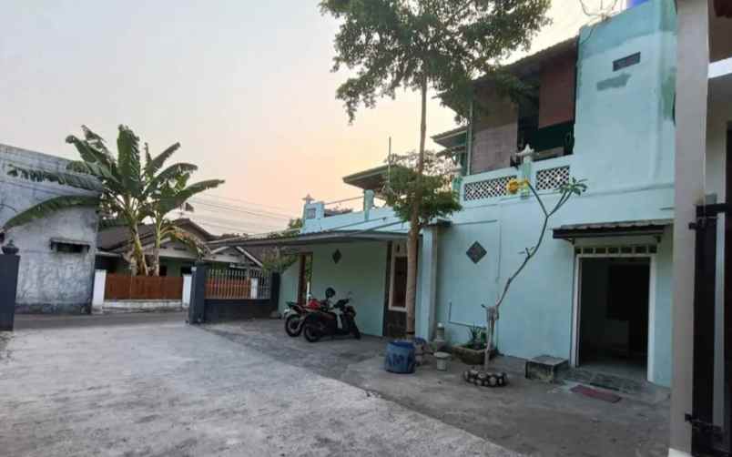 dijual rumah cupuwatu