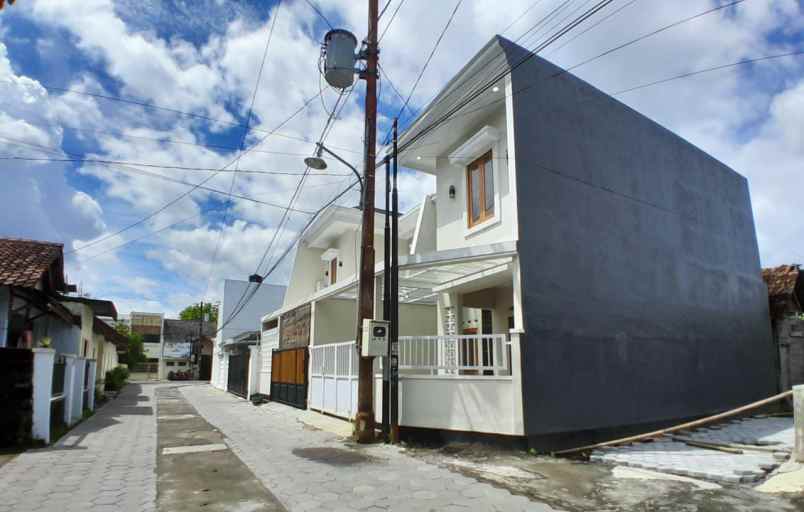 dijual rumah dalam ringroad