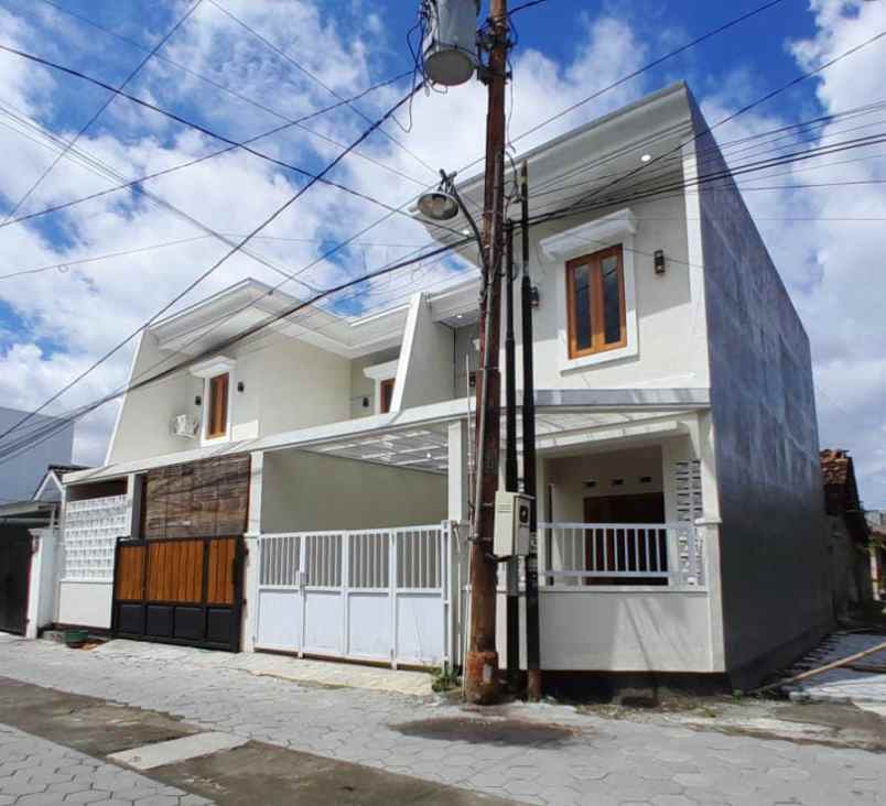 dijual rumah dalam ringroad