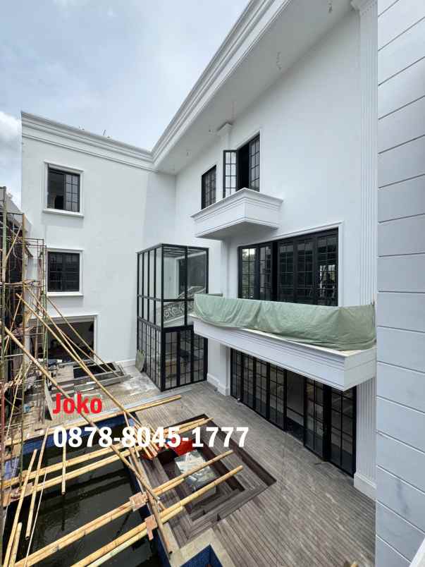 dijual rumah dekat bukit golf