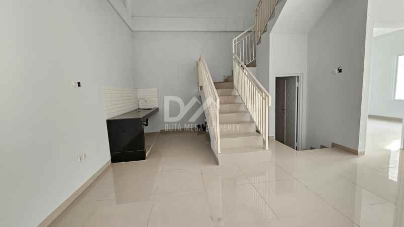 dijual rumah di graha bintaro