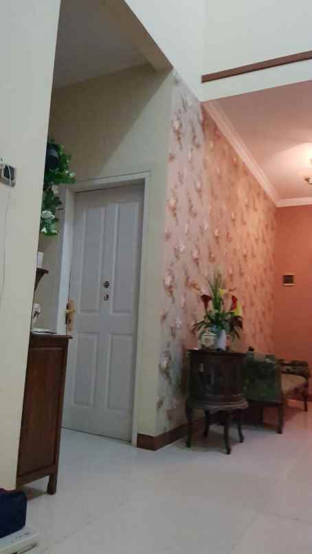 dijual rumah di graha wahid semarang