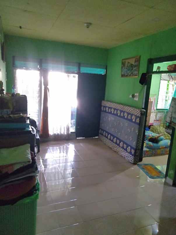 dijual rumah di jalan danau paniai