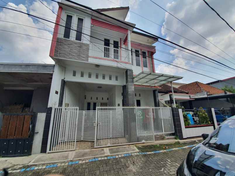 dijual rumah di jalan sudimoro