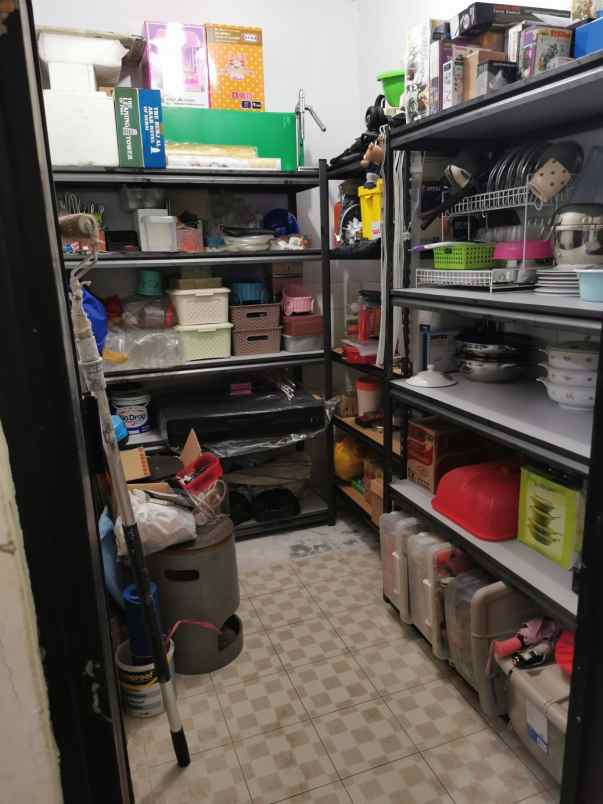 dijual rumah di mangga besar taman sari jakarta barat