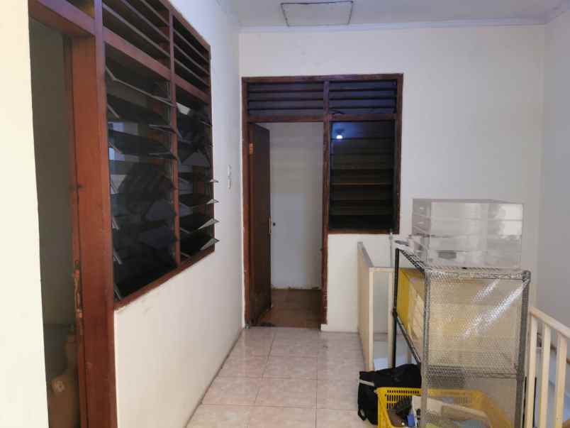 dijual rumah di mangga besar taman sari jakarta barat