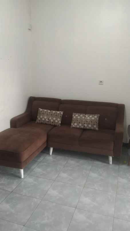 dijual rumah diover kredit perumahan