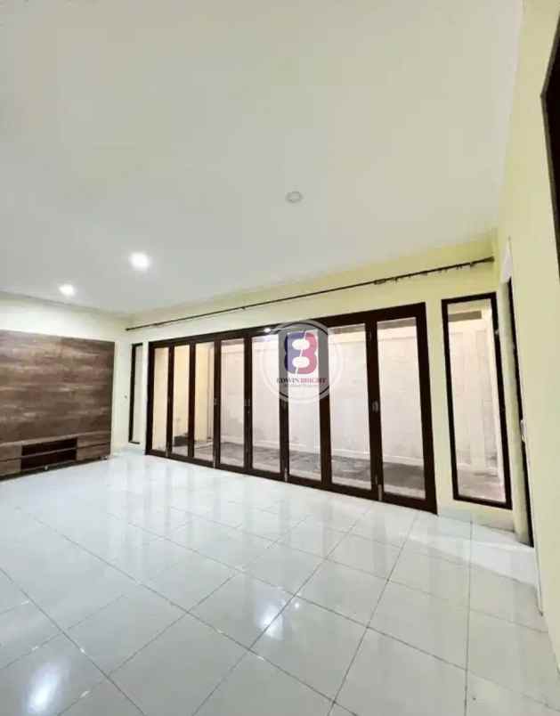 dijual rumah discovery bintaro jaya