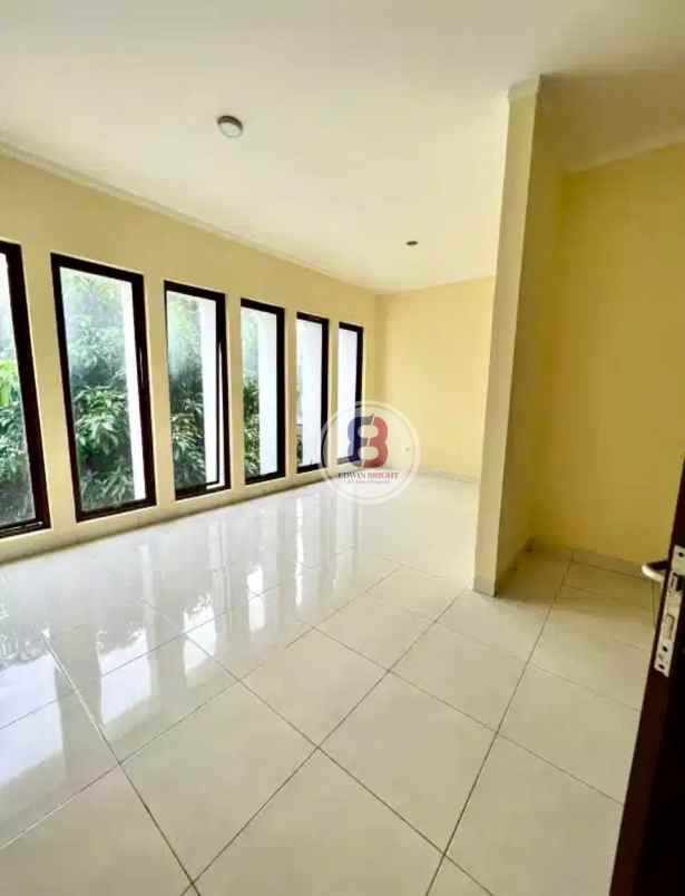 dijual rumah discovery bintaro jaya