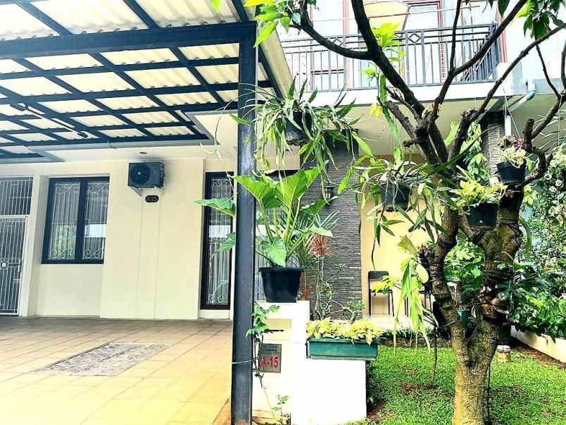 dijual rumah discovery lumina parigi