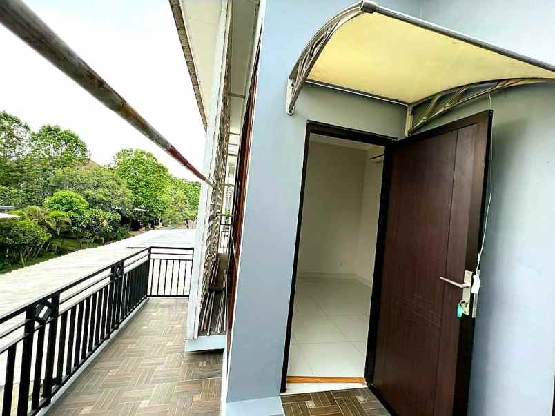 dijual rumah discovery lumina parigi