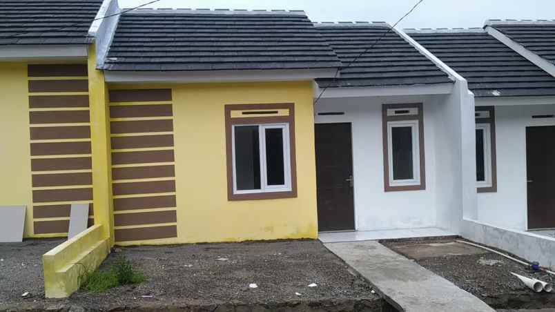 dijual rumah ds hegarmanah kec