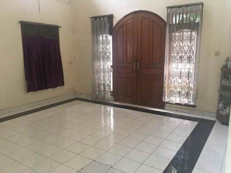 dijual rumah dukuh