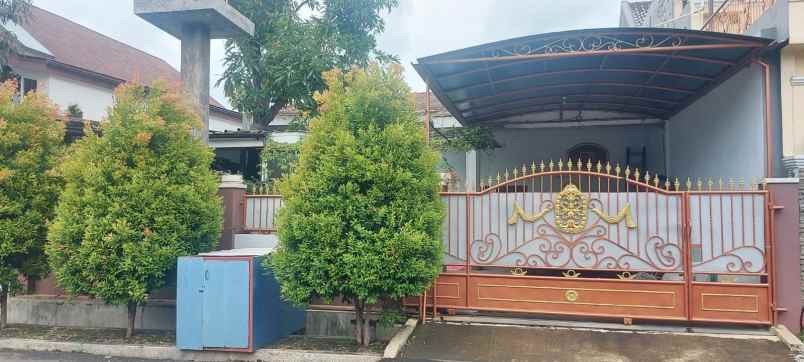 dijual rumah duren sawit jakarta timur