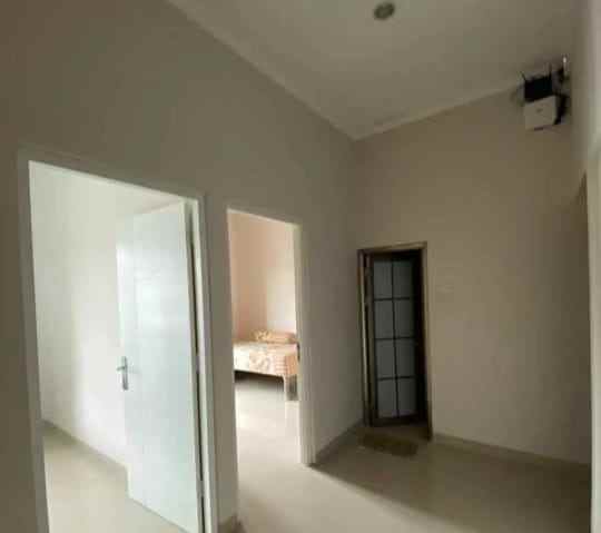 dijual rumah elmont residence c18