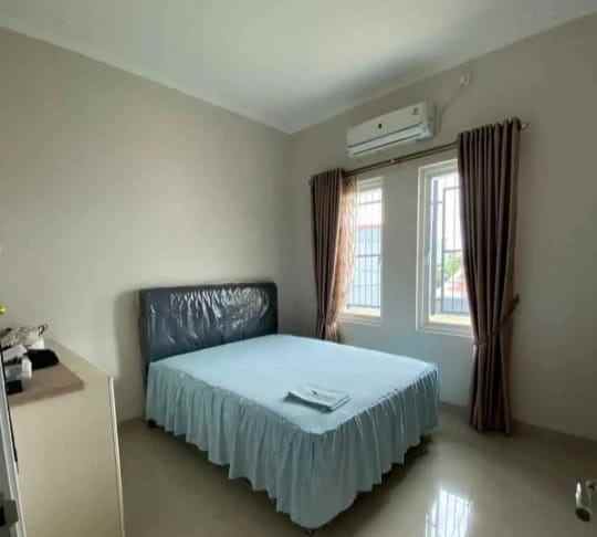 dijual rumah elmont residence c18