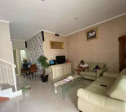 dijual rumah elmont residence c18