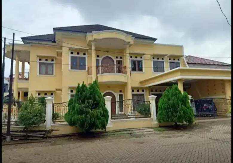 dijual rumah eramas 2000 jakarta timur