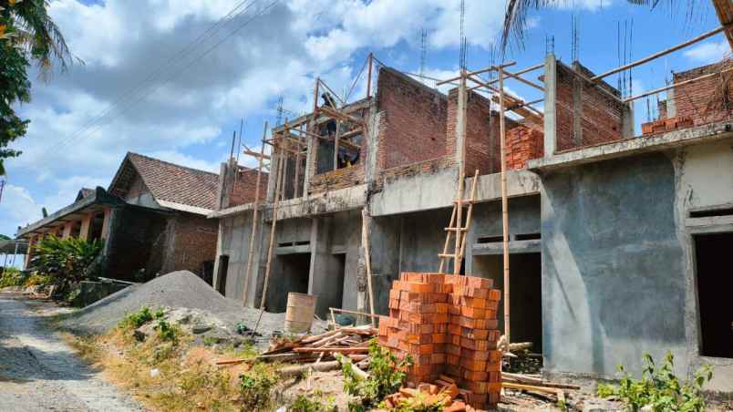 dijual rumah gendeng bangunjiwo kasihan