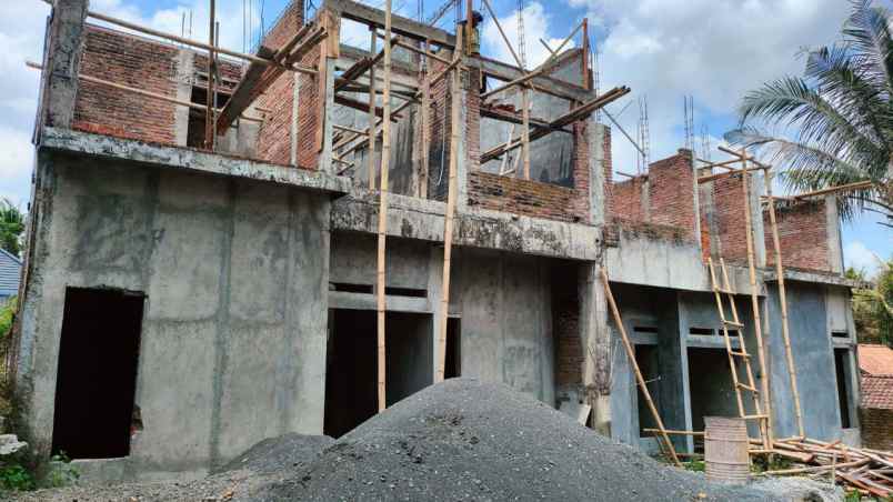 dijual rumah gendeng bangunjiwo kasihan