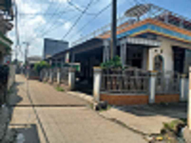 dijual rumah gg ross iii wanasari kec