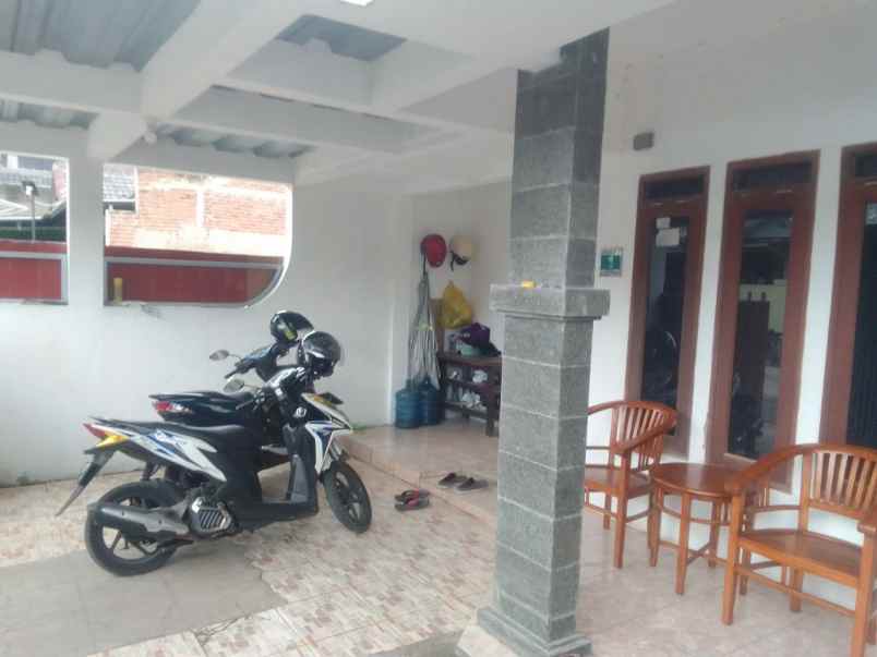 dijual rumah graha bukit raya