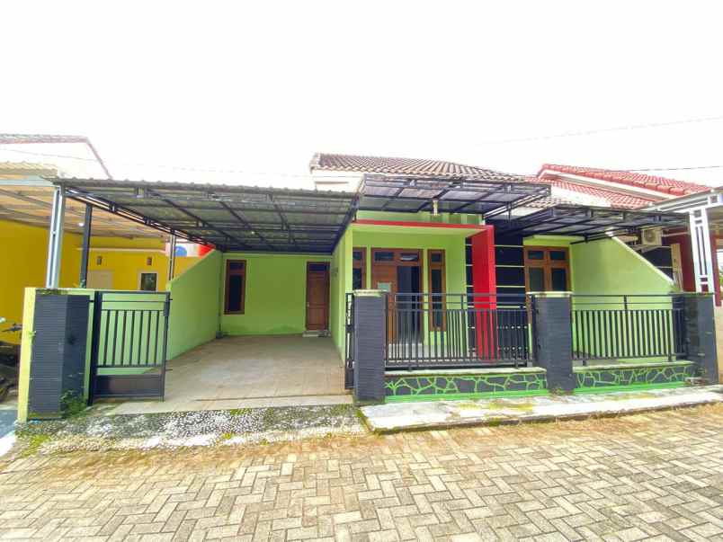 dijual rumah graha permata surya ngadirgo