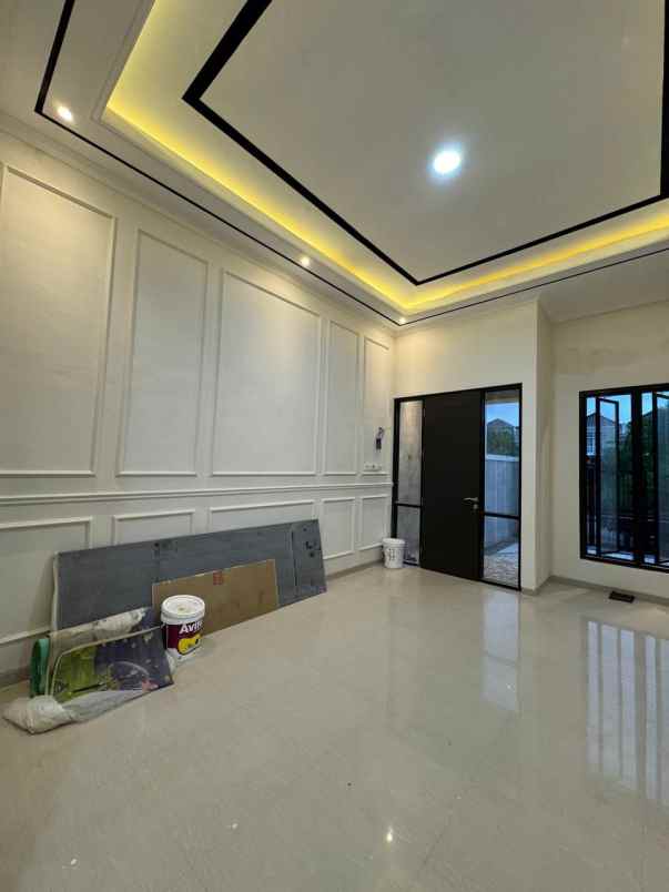 dijual rumah greenlake wonorejo