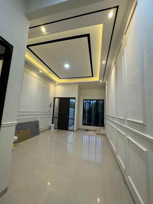 dijual rumah greenlake wonorejo