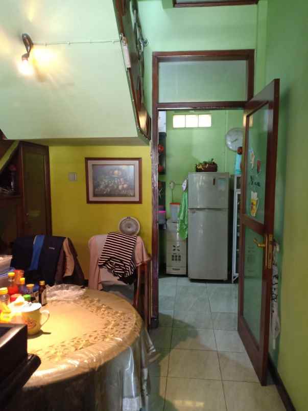 dijual rumah gunung batu pasteur