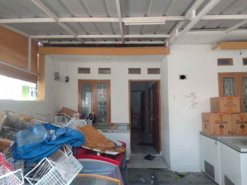 dijual rumah hook dalam cluster cipageran
