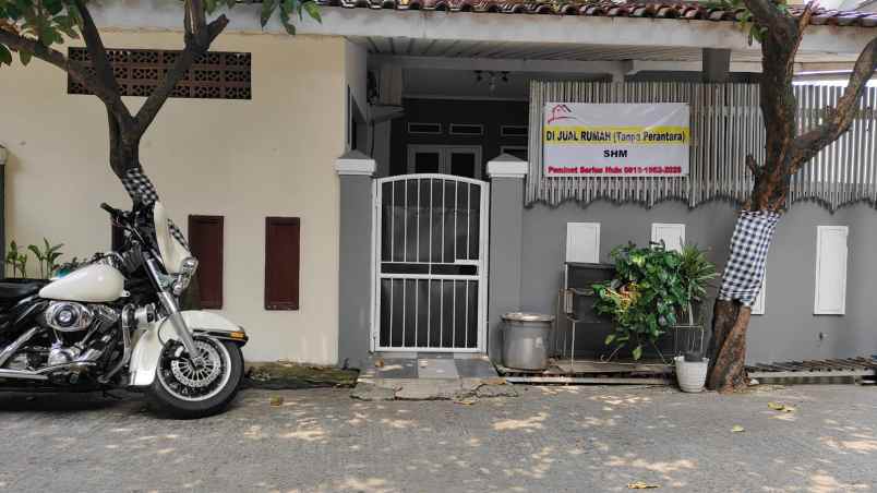 dijual rumah hook di ciledug tangerang