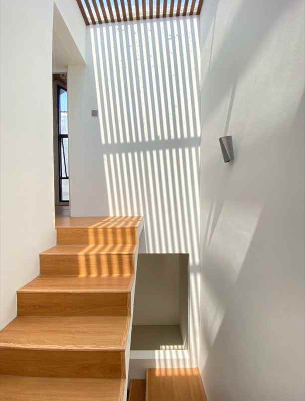 dijual rumah jagakarsa