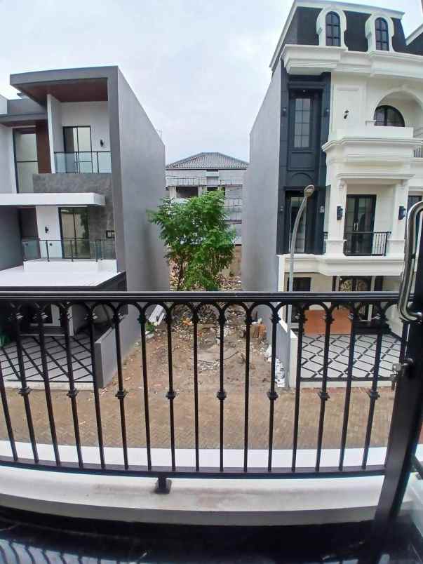 dijual rumah jagakarsa