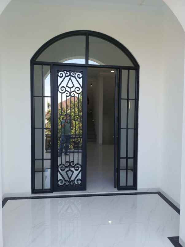 dijual rumah jagakarsa jakarta selatan