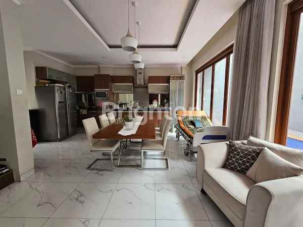 dijual rumah jagakarsa jakarta selatan