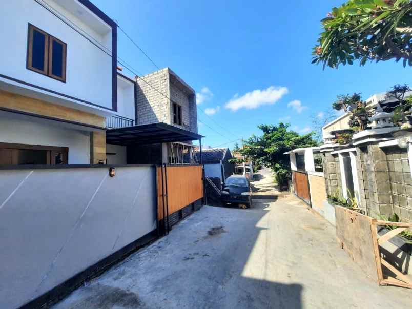 dijual rumah jalan andakasa