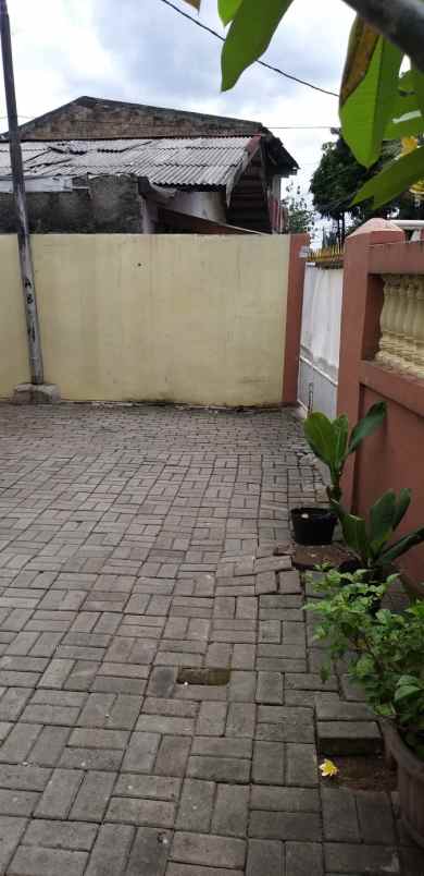 dijual rumah jalan cipulir kebayoran