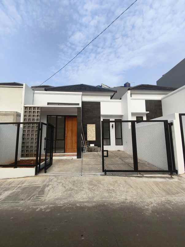 dijual rumah jalan h muhari jatimulya
