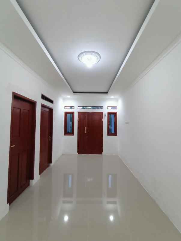 dijual rumah jalan haji kimah