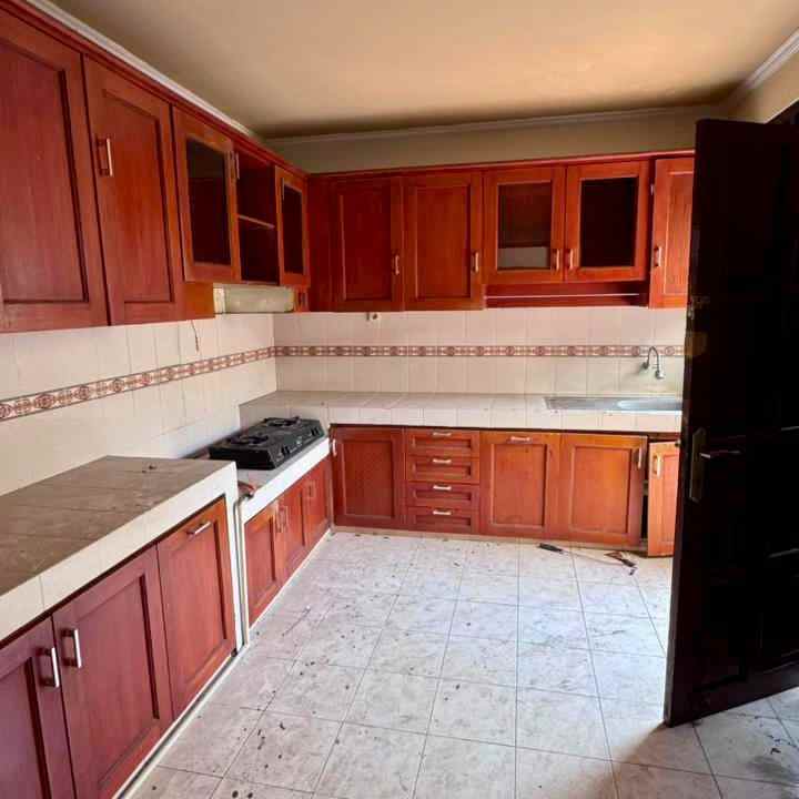 dijual rumah jalan jolotundo