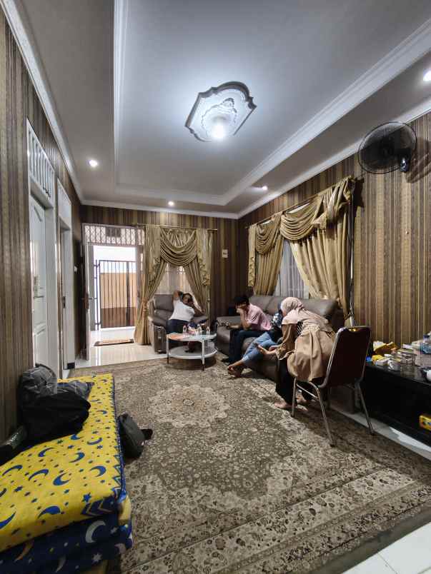 dijual rumah jalan kair ragunan ps minggu