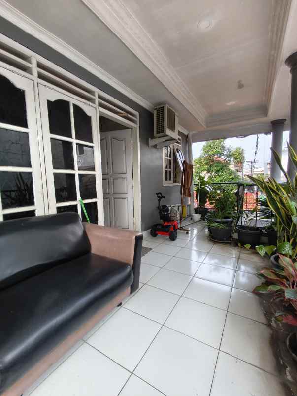 dijual rumah jalan kair ragunan ps minggu