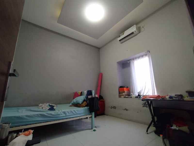 dijual rumah jalan kavling ui timur