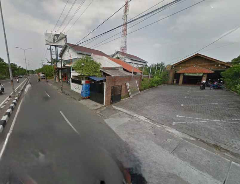 dijual rumah jalan kedung cowek
