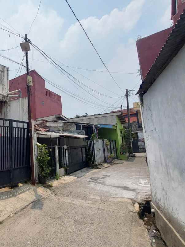 dijual rumah jalan merdeka sukmajaya depok