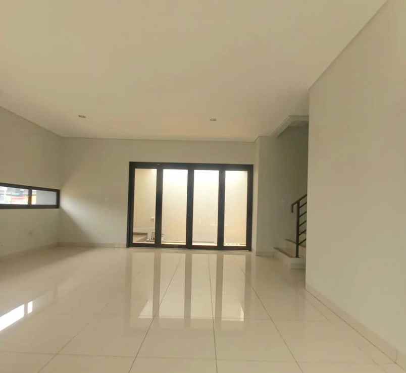 dijual rumah jalan olive raya harapan